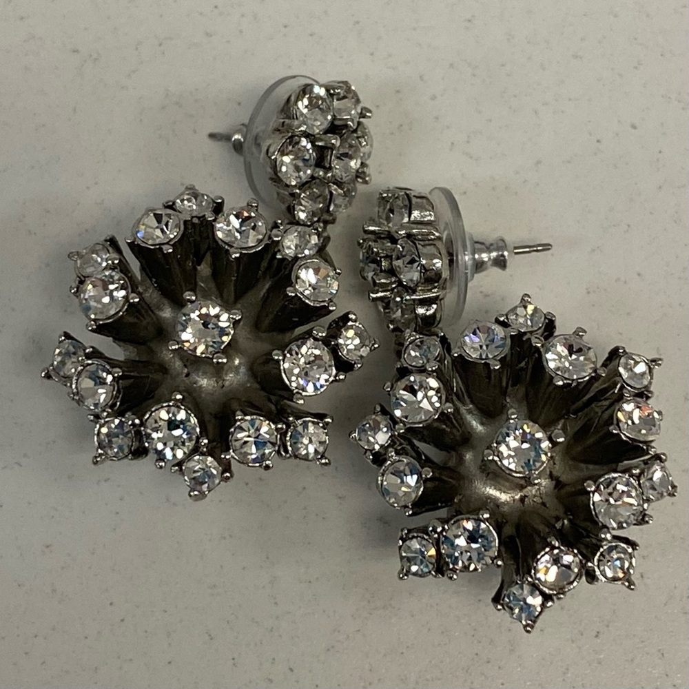 Oscar de la Renta Earrings - Picture 3 of 4